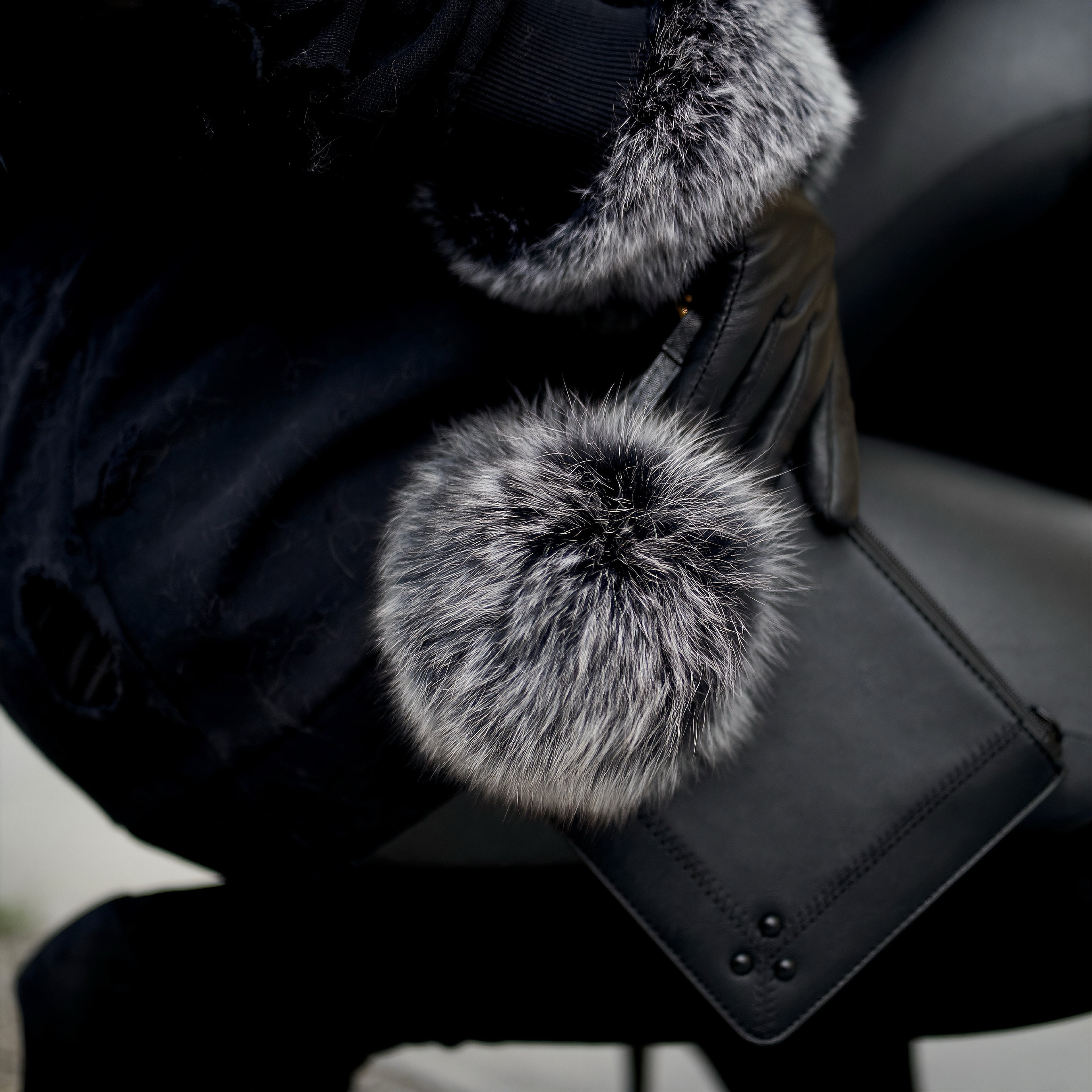 FUR BALL KEY-RING