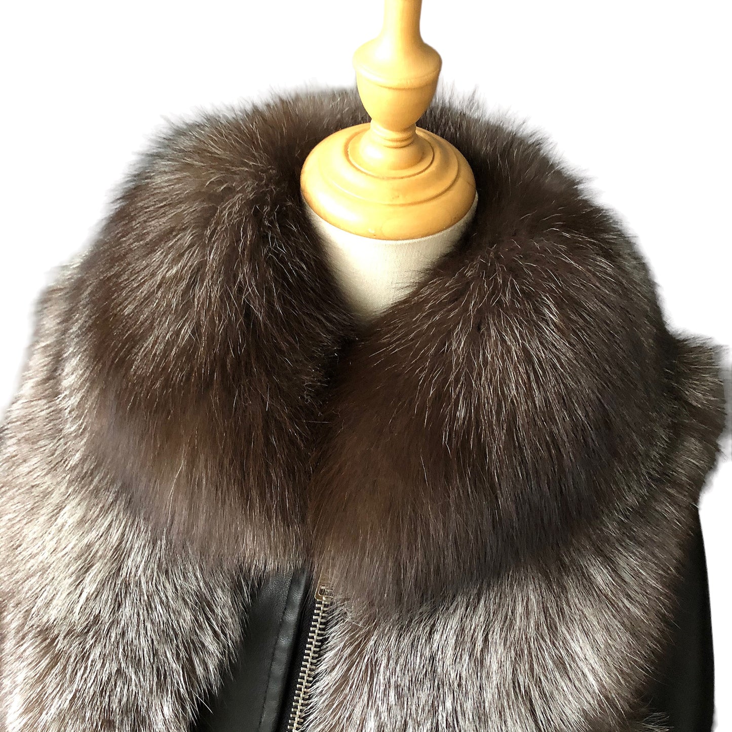 FROST LEATHER JACKET