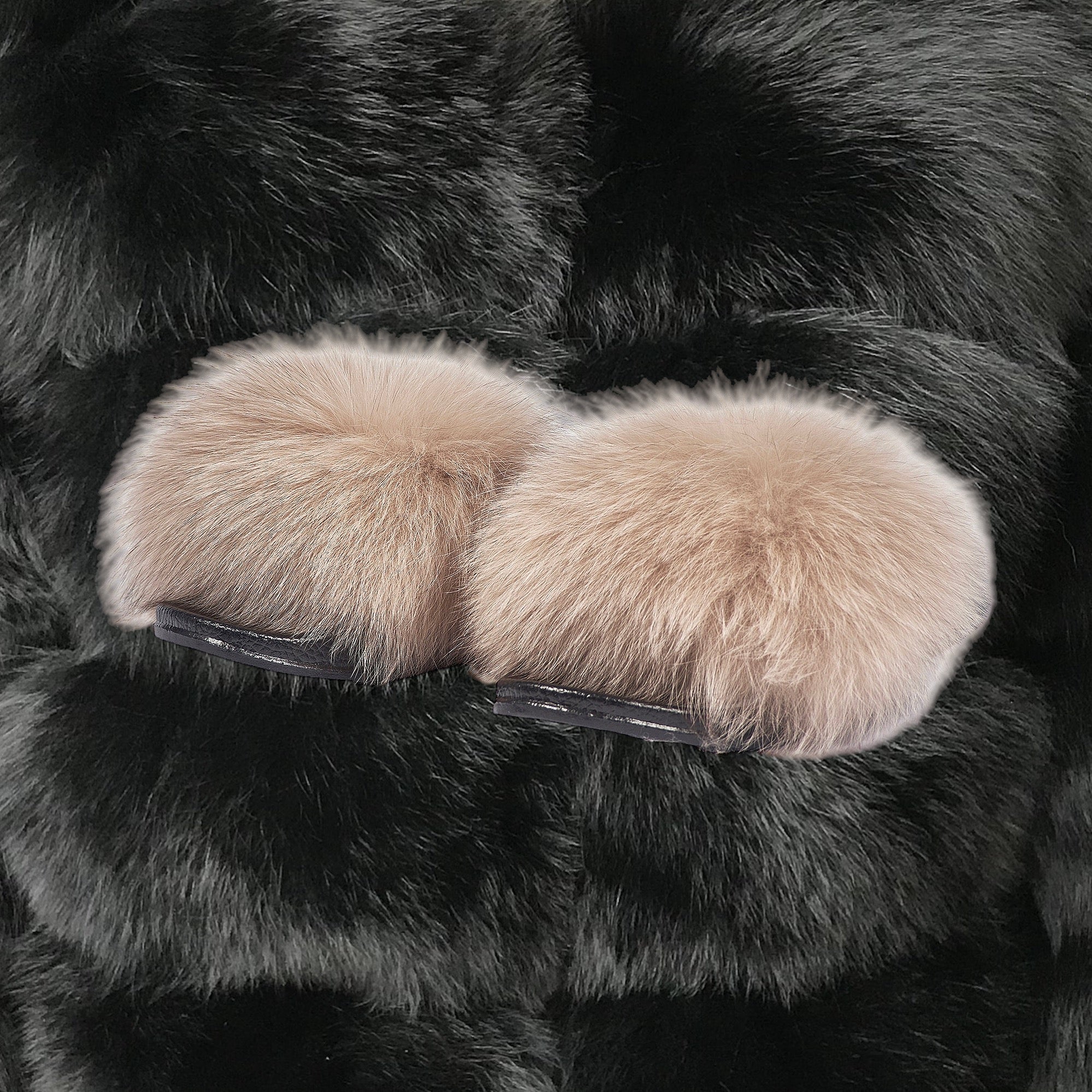 MIDNIGHT NOIR FUR BALL SLIDES